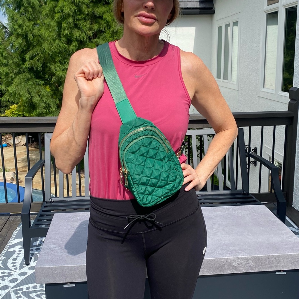 Quilted Emerald Green Crossbody Sling Bag - Women's - Picture 5 of 6